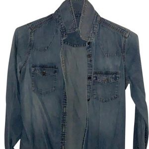 GAP Medium Wash Button Down Denim Shirt